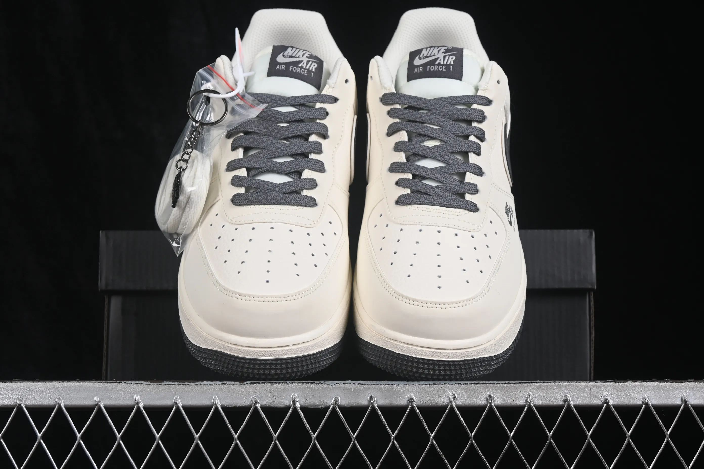 All categories Nk Air Force 1 Air Force series Nk Air Force 1 Low Air Force low-top Nike Air Force 1'07 Low Air Force 1 low-top casual sneakers DD1982-352